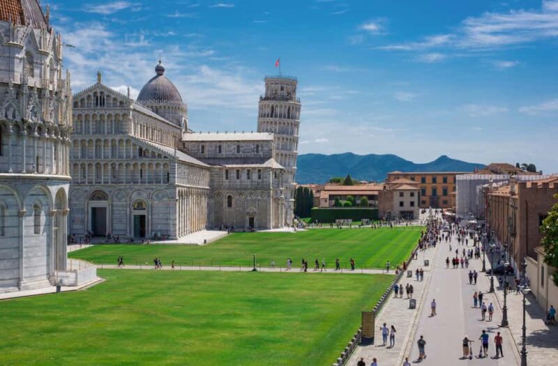 Private Tour: Pisa, Siena, San Gimignano from Florence - Seamless Transportation and Expert Guidance