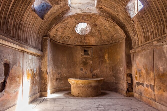 Private Tour: Pompeii and Mount Vesuvius with Wine Tasting - Wine Tasting and Lunch in a VINEYARD on Mount Vesuvius