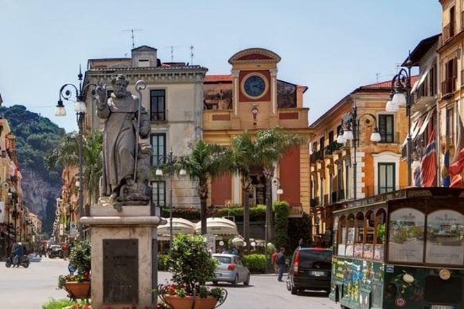 Private Tour: Pompeii and Positano Day Trip from Rome - Starting in Rome: Pickup and Early Drive Through Castelli Romani