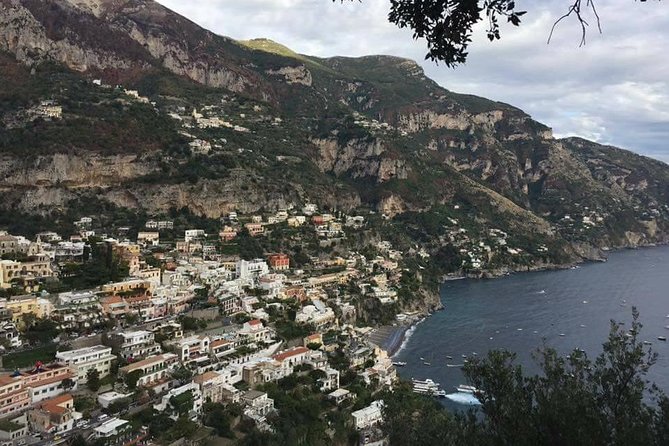 Private Tour Pompeii and Winery - Walking Through Pompeii’s Ancient Streets and Villas