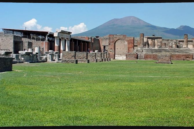 Private Tour Pompeii Herculaneum Vesuvius - Guided Exploration of Herculaneums Well-Preserved Ruins