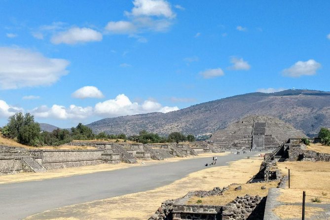 Private Tour: Pyramids of Teotihuacan and Piramides of Atlantes de Tula - Personalized Guidance Tailored to Your Group