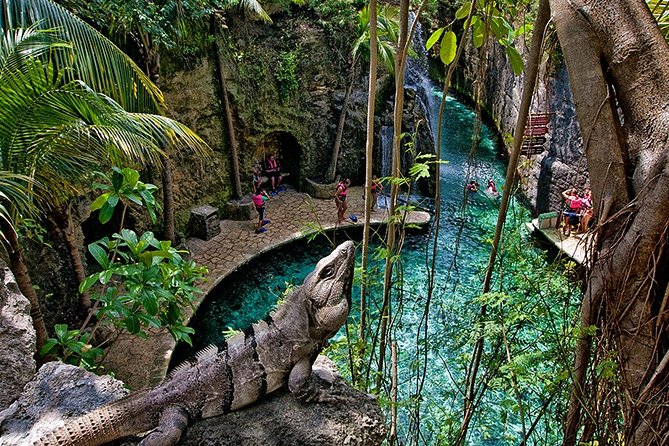 Private Tour Pyramids Tulum and Coba with Night Show in the Park Xcaret - Discover the Exclusive Private Tour of Pyramids and Xcaret Night Show from Cancun