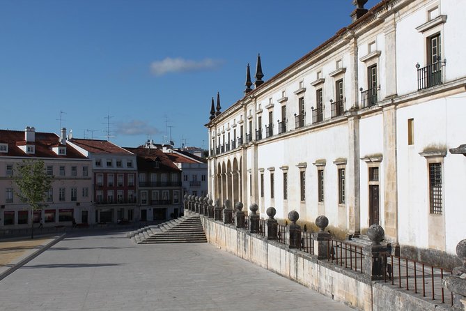 Private Tour - Religious Fatima, Nazare and Fortified Obidos - Lunch and Artisan Shopping in Nazaré