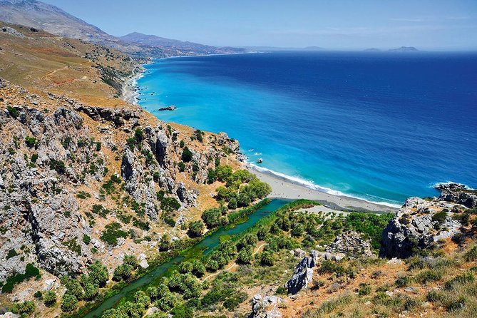 Private Tour Rethymno: Spili, Preveli, Kourtaliotiko, Old Town - Logistics and Comfort: Transfers and Group Size