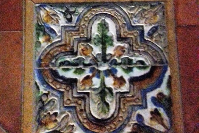 Private tour Royal Palace+Cathedral - The Role of the Official Guide