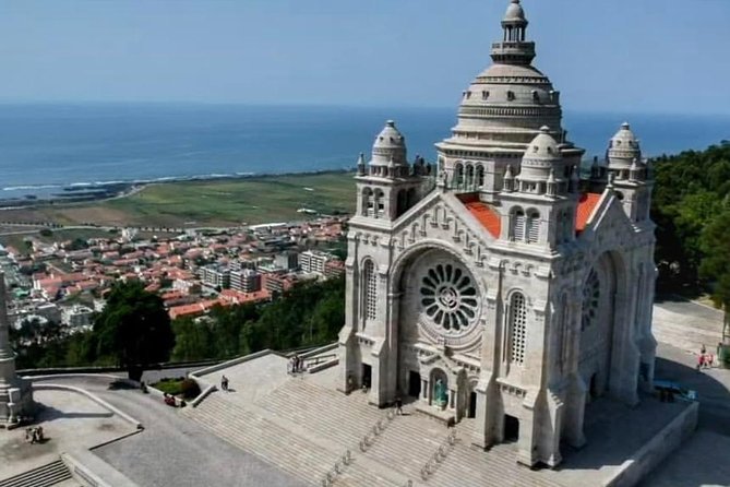 Private Tour Santiago de Compostela & Viana do Castelo from Porto - Practical Details: What’s Included and What’s Not