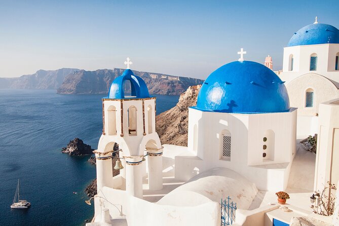 Private Tour: Santorini Highlights with Akrotiri - Exploring Megalochori: A Quiet Traditional Village