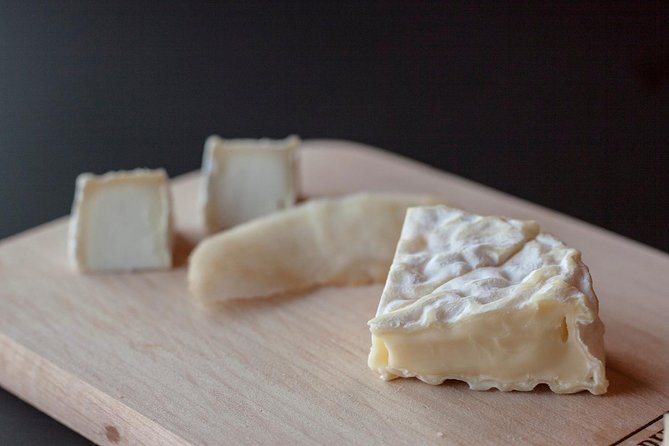 Private Tour: Secret Food Tours Lyon - Visiting the Cathédrale Saint-Jean-Baptiste