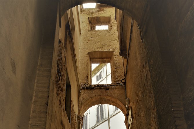 Private Tour: Secret Siena Walking Tour - The Expertise of Guides Like Elio and Claudia