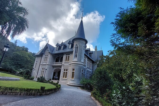 Private Tour Sintra, Palaces and Mountain Tuk Tuk(2 to 6 people) - Sintras Scenic Route in a Tuk Tuk