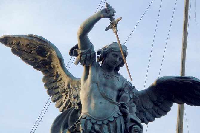 Private Tour - St. Angel's Castle - Discover the History of Castel SantAngelo as a Mausoleum and Fortress