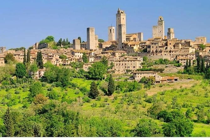 PRIVATE TOUR "Sweet Hills of Chianti and San Gimignano" with Lunch & 2 Tastings - Key Points
