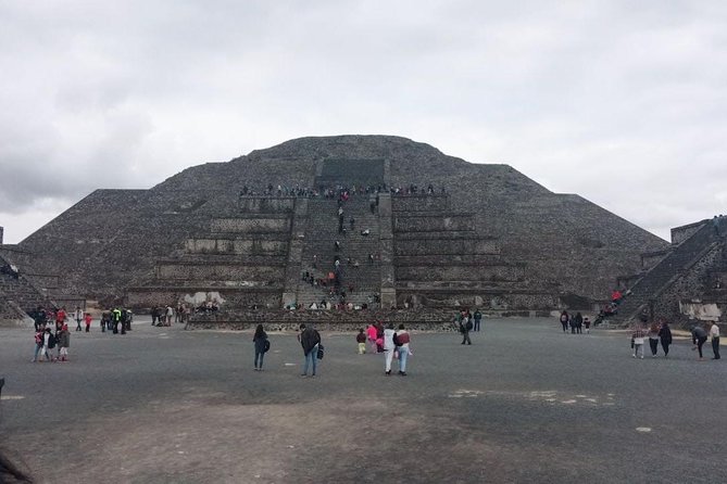 Private Tour: Teotihuacan and Basilica of Guadalupe - Food and Drinks During the Tour