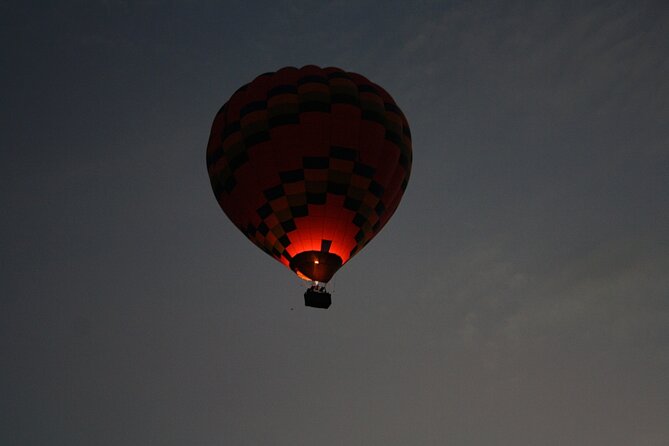 Private Tour: Teotihuacan Pyramids and Hot Air Balloon Excursion - Key Points