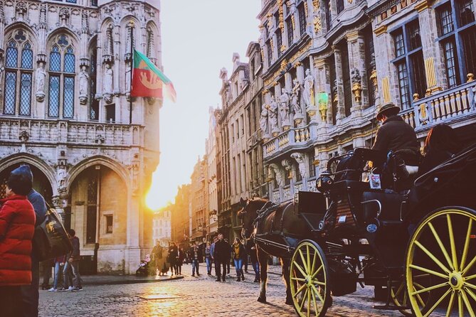 Private Tour: The Dark Side of Brussels - The Vibrant Place du Jeu de Balle and the Gothic Kapellekerk