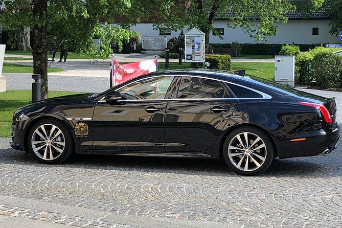 Private Tour The hills are alive: a tour to locations of the Sound of music film - Hellbrunn Palace: The Gazebo and Park