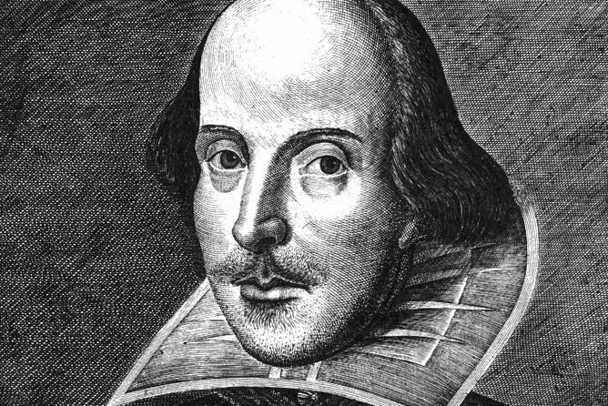 Private Tour: The London of Shakespeare, the Beatles, James Bond and Sherlock Holmes by Traditional Black Cab - Following the Beatles’ Footsteps at Abbey Road