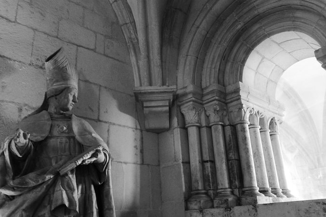 Private Tour "The Templars Treasure" to Tomar, Batalha and Alcobaça from Lisbon - Starting the Day with Comfort and Convenience in Lisbon