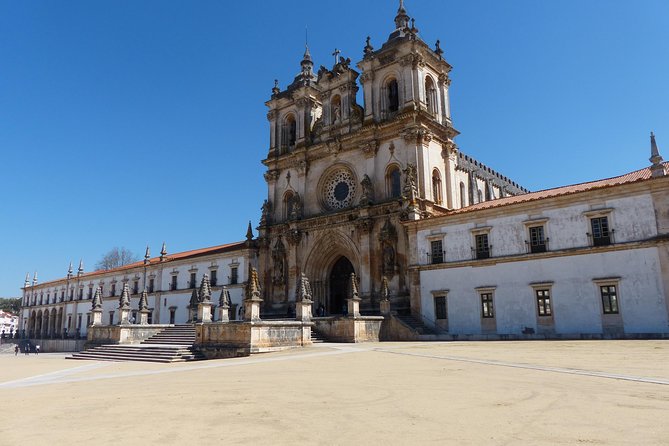 Private Tour "The Templars Treasure" to Tomar, Batalha and Alcobaça from Lisbon - The Logistics and Pace of the Tour