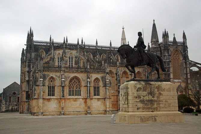 Private Tour through Tomar, Fátima, and Batalha historical sites - The Architectural Marvel of Batalha Monastery
