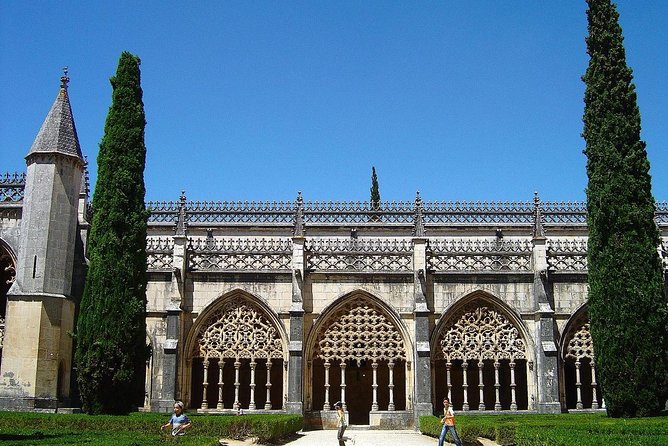 Private Tour through Tomar, Fátima, and Batalha historical sites - Who Will Appreciate This Tour Most?