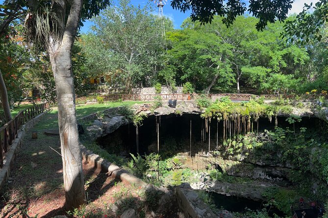 Private Tour to Chichén Itzá with Cenote Experience - Refreshing Swim at Cenote Saamal