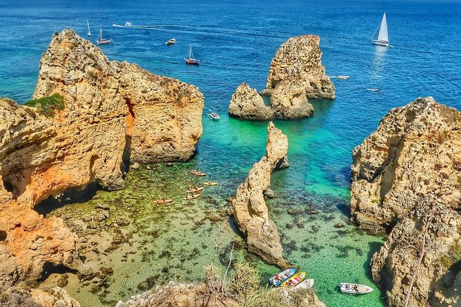 Private tour to Discover the Algarve coastline from Lisbon 3 days, all included - Exploring Faro and Its Historical Center