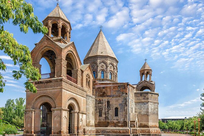 Private Tour to Echmiadzin and Zvartnots Temple - Key Points