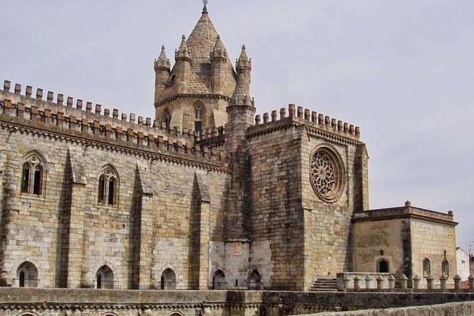 Private tour to Evora with optional wine tasting in the cartucha - An In-Depth Look at the Private Évora Day Trip from Lisbon