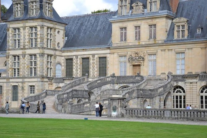Private tour to Fontainebleau from Paris. Tickets included! - Key Points