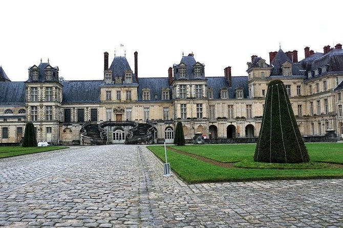 Private tour to Fontainebleau from Paris. Tickets included! - Customizable Experience with Optional Add-Ons