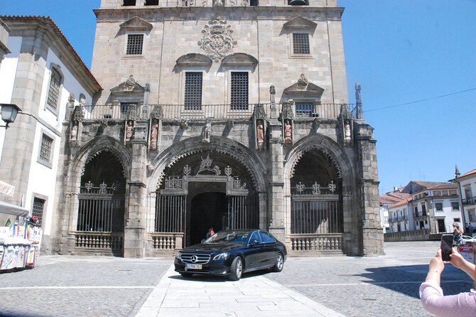 Private tour to Guimarães and Braga - Who Will Find This Tour Most Beneficial?