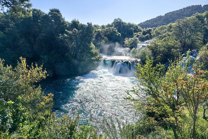 Private tour to Krka waterfalls- Lunch included - Walking Tour and Free Time in Šibenik