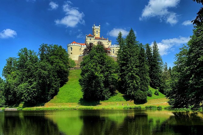Private tour to Ljubljana and Lake Bled from Zagreb - Lake Bled: Visiting One of Slovenia’s Most Famous Spots