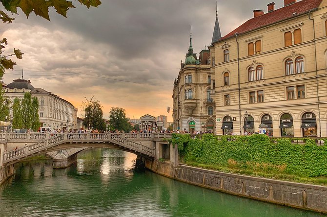 Private tour to Ljubljana, Postojna Cave & Predjama castle from Zagreb - Ljubljana: Slovenias Charming Capital with a Guided Introduction