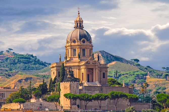 Private Tour to Messina from Taormina - Discovering the Fountain of Orion in Piazza Duomo