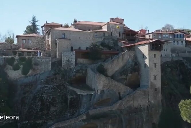 Private tour to Meteora with a Pickup - Key Points