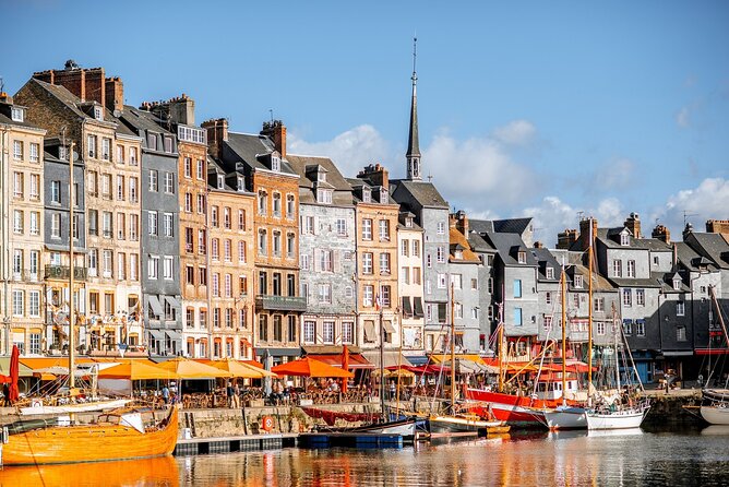 Private Tour to Mont St-Michel and Honfleur from Paris - The Experience of Traveling with a Knowledgeable Guide