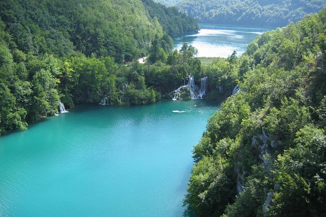 Private Tour to Plitvice Lakes from Zadar with Drop off in Zagreb - Trustworthy Guides and Positive Experiences