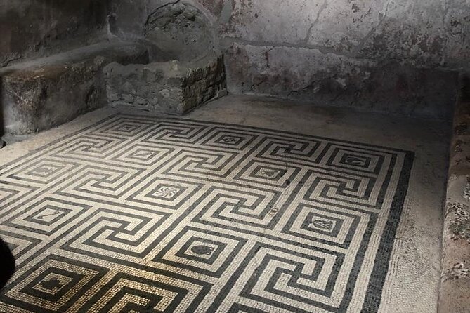 Private Tour to Pompei and Herculaneum: Skip-the-line Tickets - The Return Journey and Reflection Time in Naples