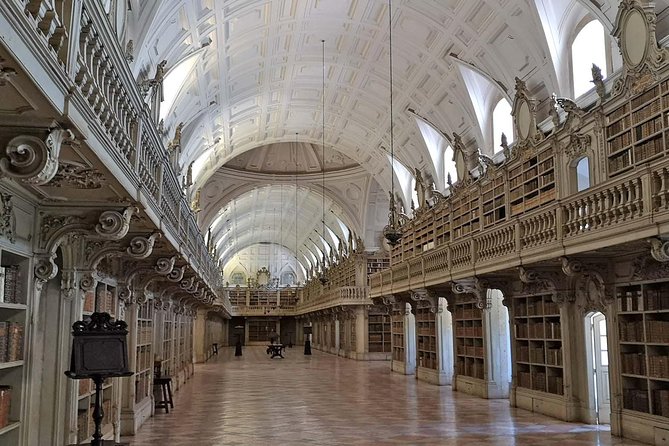 Private Tour to Queluz and Mafra palaces and Ericeira surf Coast - What Sets This Tour Apart: Scenic Coastal and Palace Combo