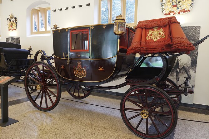 Private Tour to Royal Palace & Castle de Haar from Amsterdam - Key Points