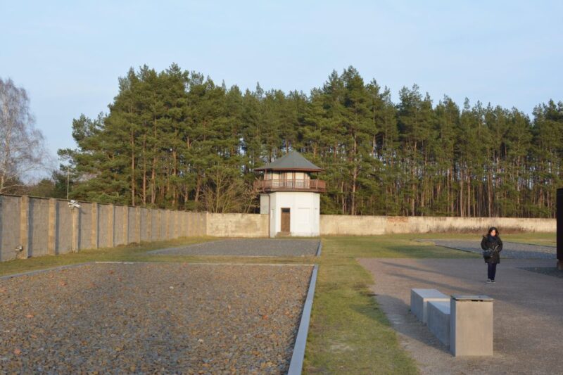 Private Tour to Sachsenhausen Concentration Camp Memorial - Key Memorial Sites and Their Significance