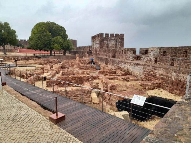 Private Tour to Silves Castle Whith Algarvian Wine Tasting - Key Points