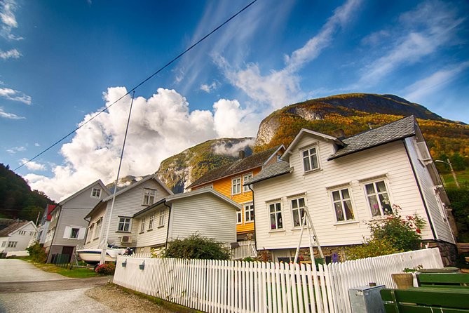 Private tour to Sognefjord and Flåm from Bergen, 24 hr refundable - Conquering Europe’s Steepest Road at Stalheimskleiva