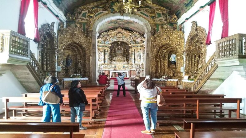 Private Tour to stunning Douro Valley and renowned wineries - Key Points