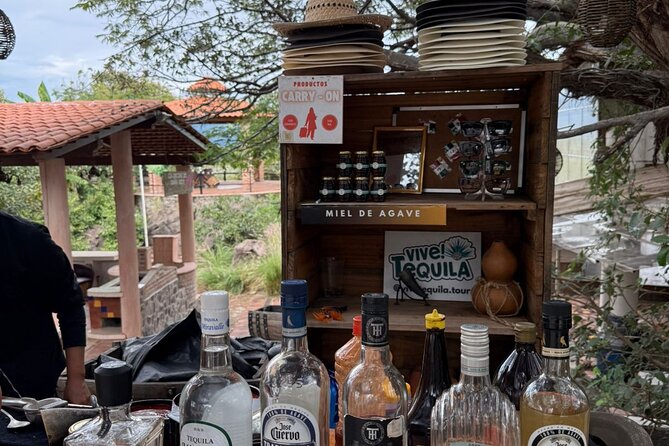 Private Tour to Tequila Distillery and Cantaritos and Celebration - Exploring Tequila’s Historic Center