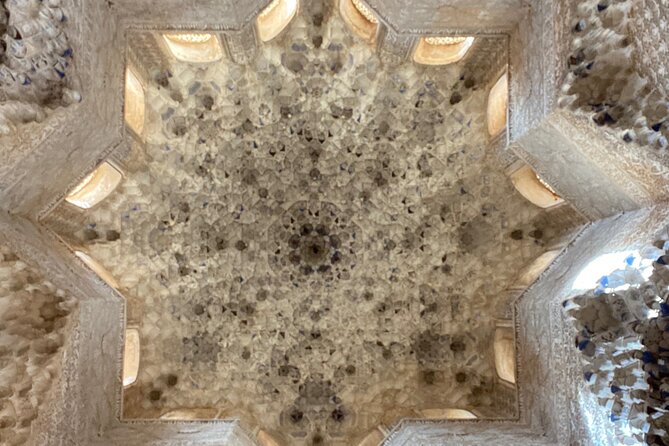 Private Tour to The Alhambra and Generalife From Malaga - Who Should Consider This Tour?