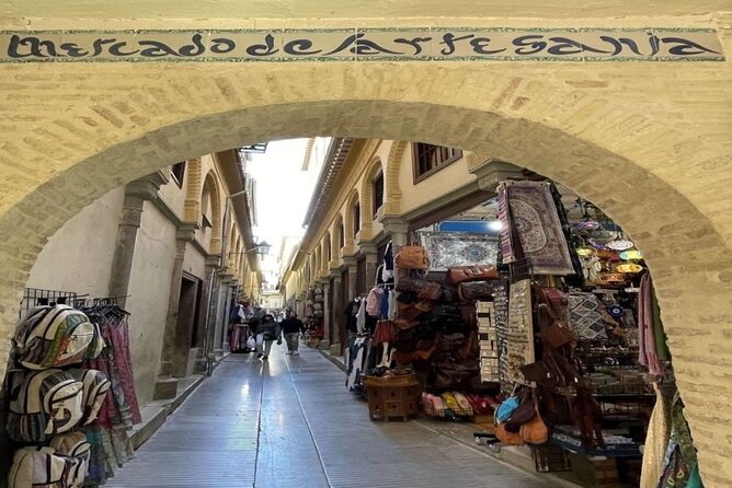 Private Tour to The Alhambra and Generalife from Motril port - The Value of a Private Tour Compared to Group Alternatives